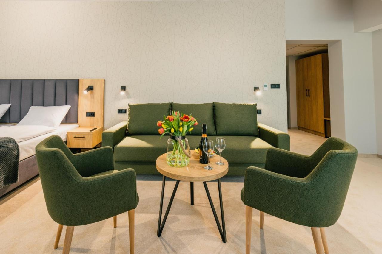 Country Club Zywiec Hotel Spa I Domki Caloroczne エクステリア 写真