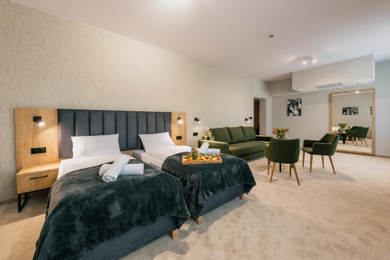 Country Club Zywiec Hotel Spa I Domki Caloroczne エクステリア 写真