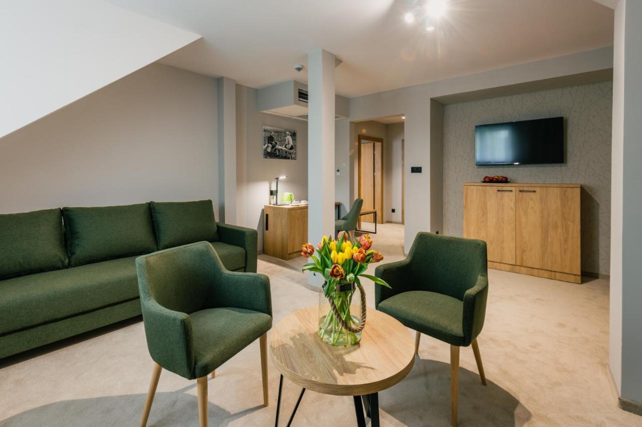 Country Club Zywiec Hotel Spa I Domki Caloroczne エクステリア 写真