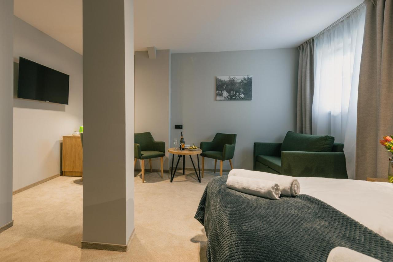 Country Club Zywiec Hotel Spa I Domki Caloroczne エクステリア 写真